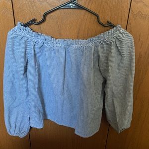 BRANDY MELVILLE off shoulder top